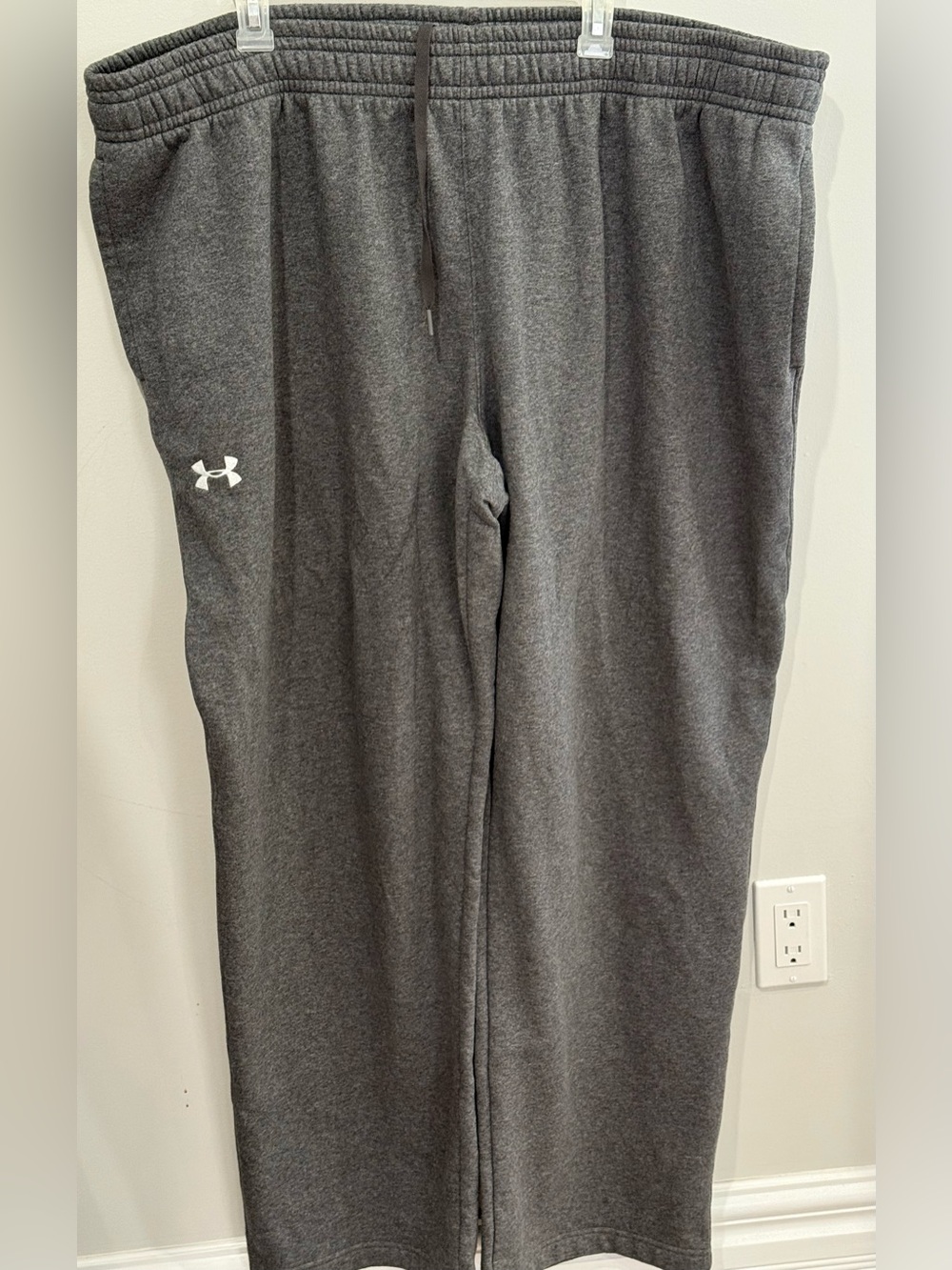 New Under Armour 4XLT Charcoal Gray Fleece Lined Sweatpants w Pockets 736